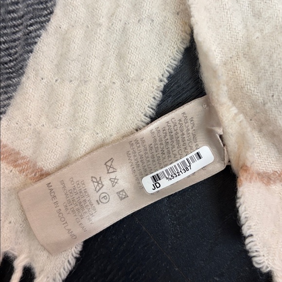 Burberry Plaid Fringe Scarf - Picture 5 of 5